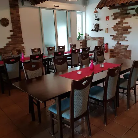 Hotel-restaurant-eifeltor ميشرنيش