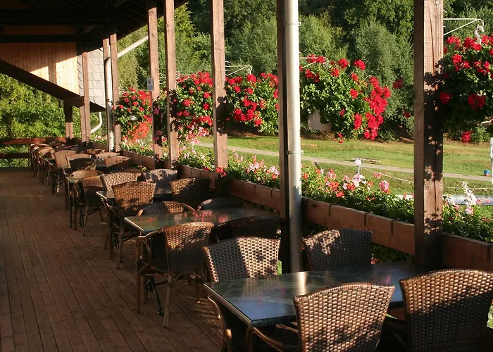 Hotel-restaurant-eifeltor מלון מכרניך