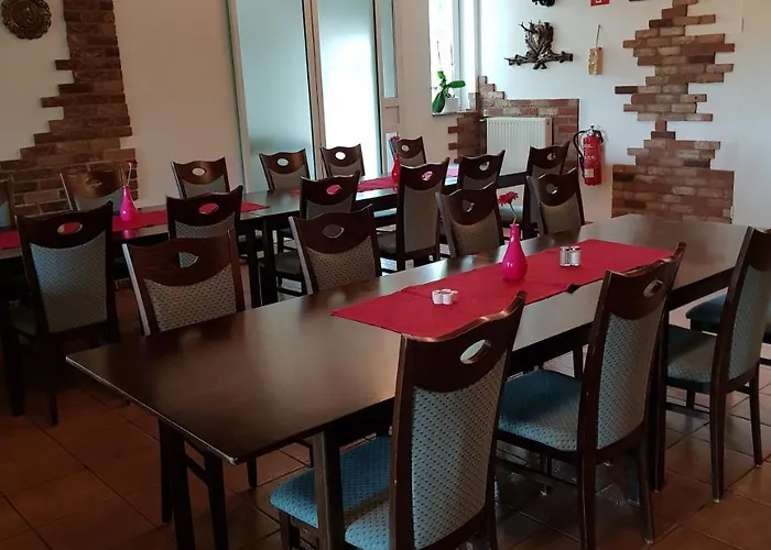 Hotel-restaurant-eifeltor מכרניך